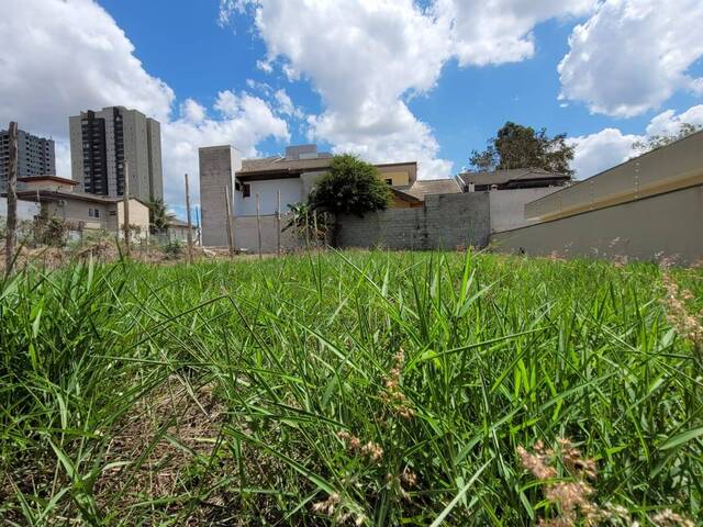 Área para Venda em Jacareí - 3
