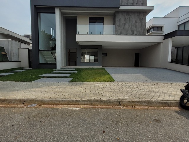 Casa para Venda em São José dos Campos - 1