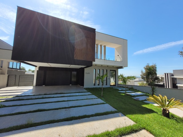 Casa para Venda em São José dos Campos - 1