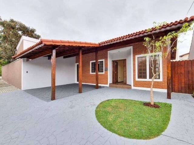 #70 - Casa para Venda em São José dos Campos - SP - 2