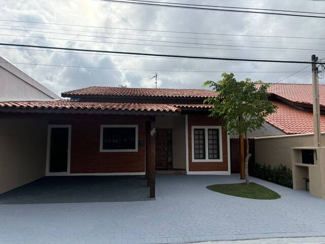 #70 - Casa para Venda em São José dos Campos - SP - 1