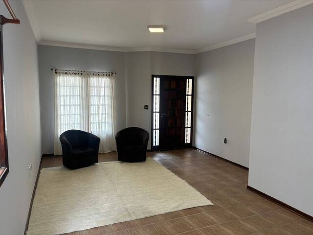 Casa para Venda em São José dos Campos - 5